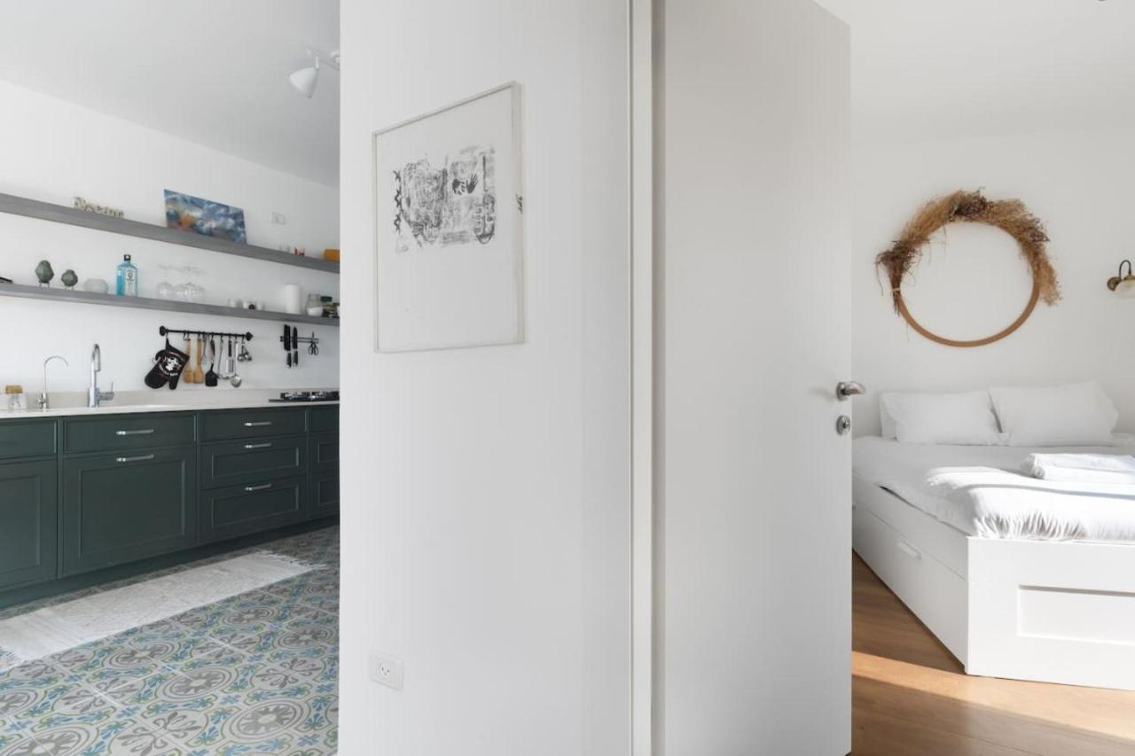 Elegant Apartment W Balcony & Mamad In Heart Of Tel Aviv By Sea N' Rent Eksteriør billede