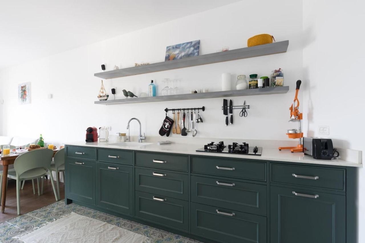 Elegant Apartment W Balcony & Mamad In Heart Of Tel Aviv By Sea N' Rent Eksteriør billede
